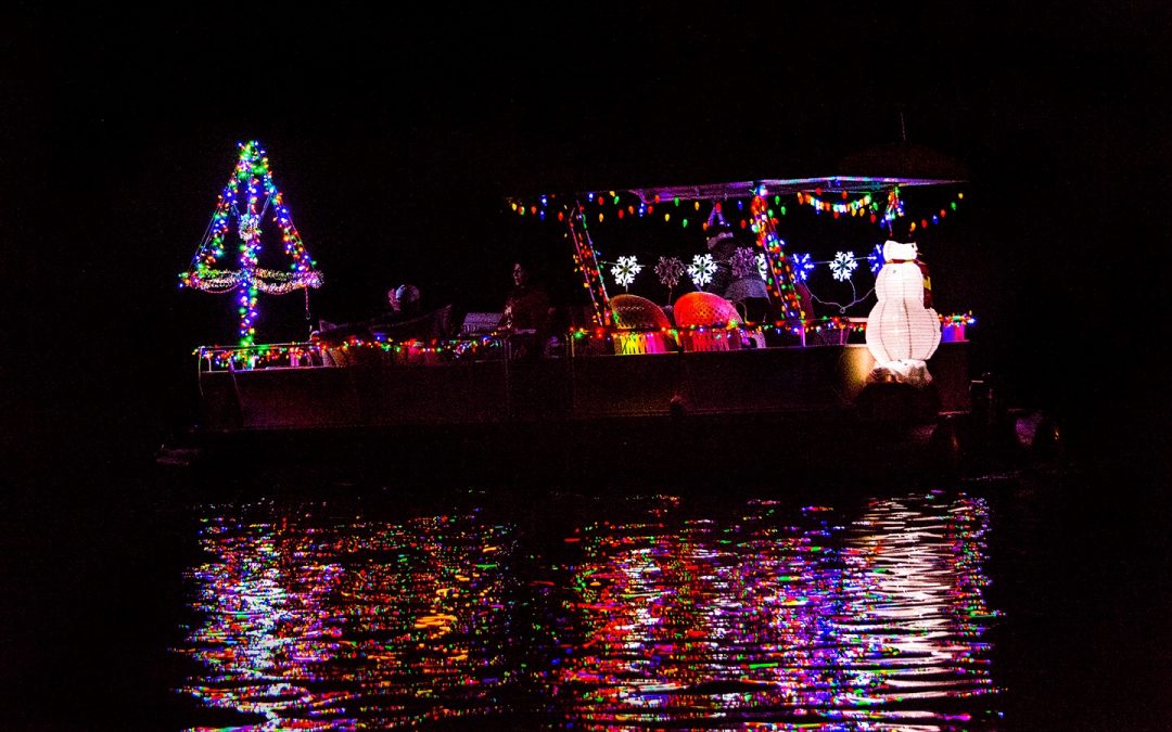 The 2016 DRYC Holiday Lighted Boat Parade Photos